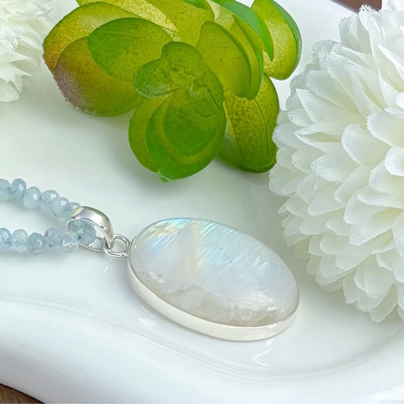 Sterling Silver 925 Rainbow Moonstone Pendant Blue Necklace Boho Southwest - Picture 6 of 11
